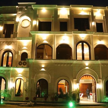 Hotel Pushap Palace Patiala Exterior photo